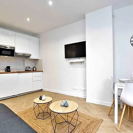Magnificent - 1br 4p - Ste Marguerite Apartment Paris