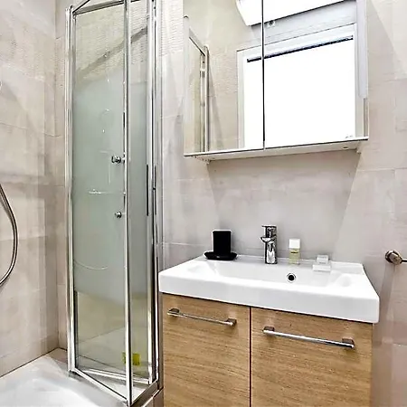 Apartman Magnificent - 1br 4p - Ste Marguerite Párizs
