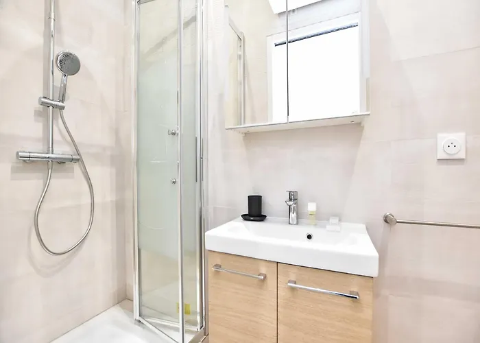 Magnificent - 1br 4p - Ste Marguerite Paris